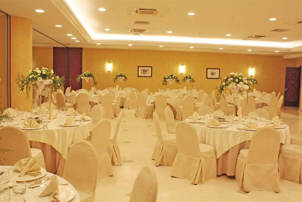 Grand Hotel 파이스툼 외부 사진